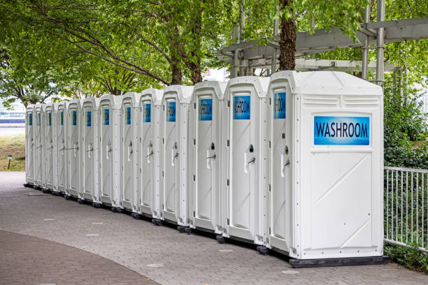 Best Emergency porta potty rental  in Decorah, IA